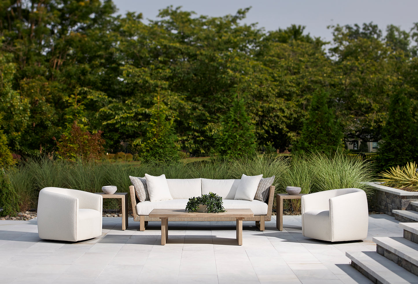 Praia Outdoor Sofa