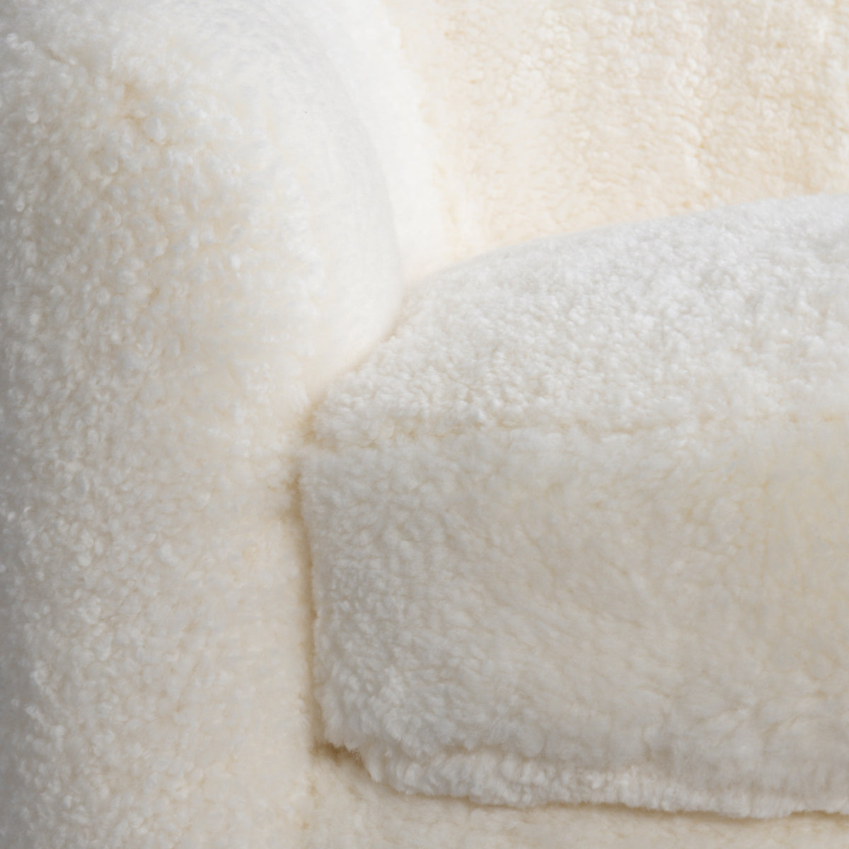 Camino Shearling Swivel Chair