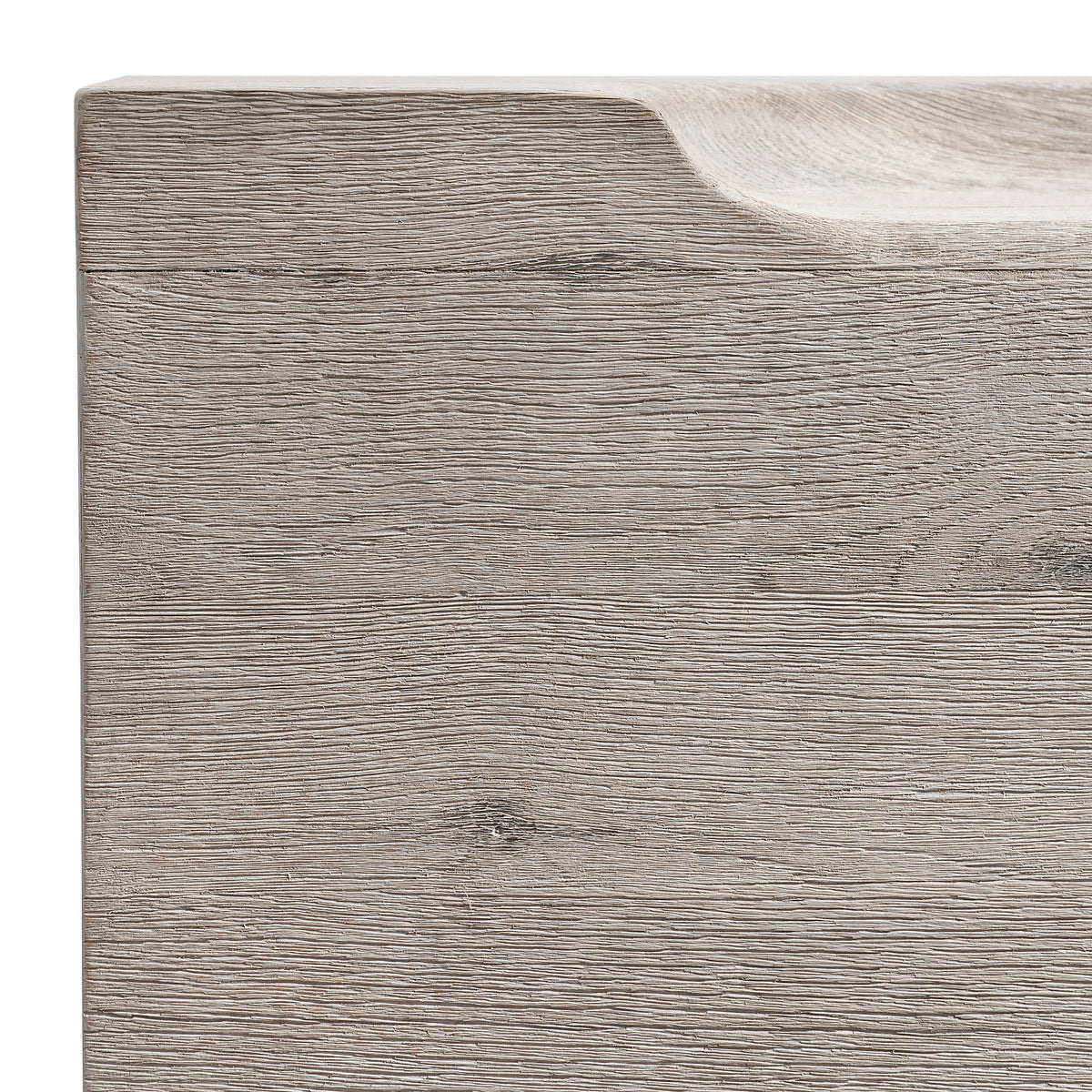 Amirus Bench